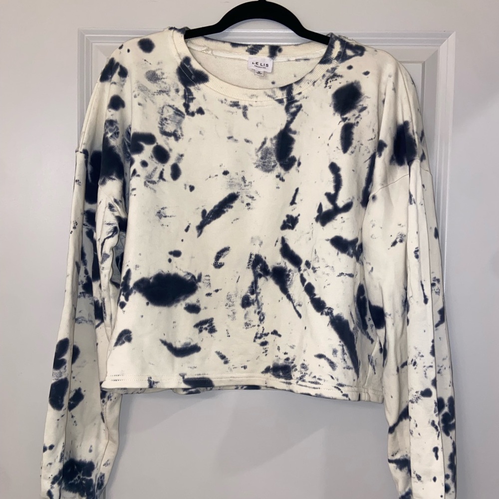 Blue and Tan Crewneck sweatshirt. Medium.